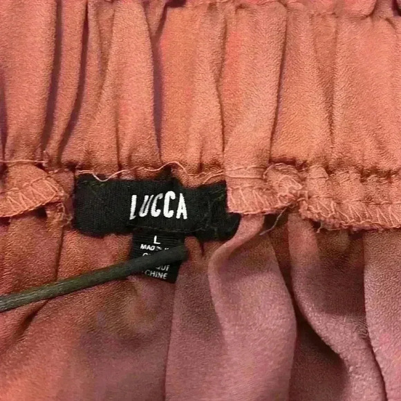 Lucca Couture Off-The Shoulder Flowy Pleated Ruffle Top, L - Picture 5 of 9